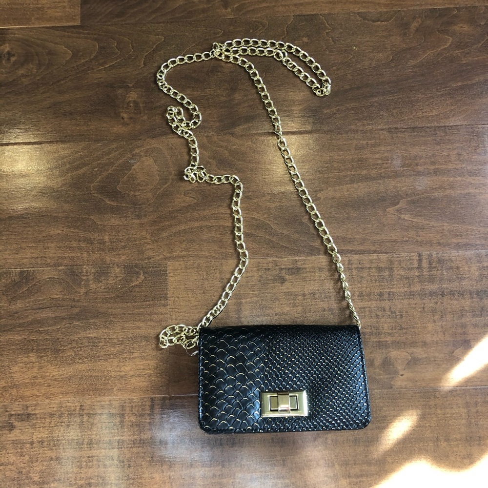Small cross body purse